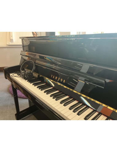 Piano Yamaha B2 noir laqué avec silencieux d'occasion - Prévalet Musique