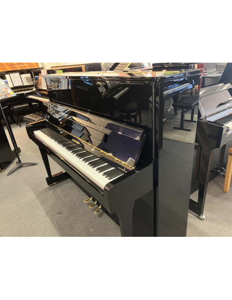 Piano d'occasion W. Hoffmann Vision 120 - Prévalet Musique