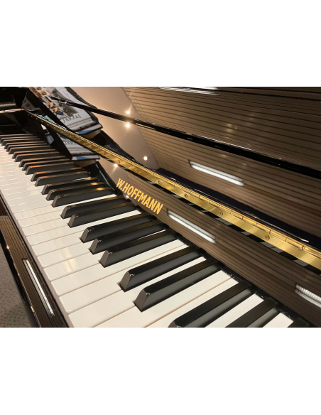 Piano d'occasion W. Hoffmann Vision 120 - Prévalet Musique
